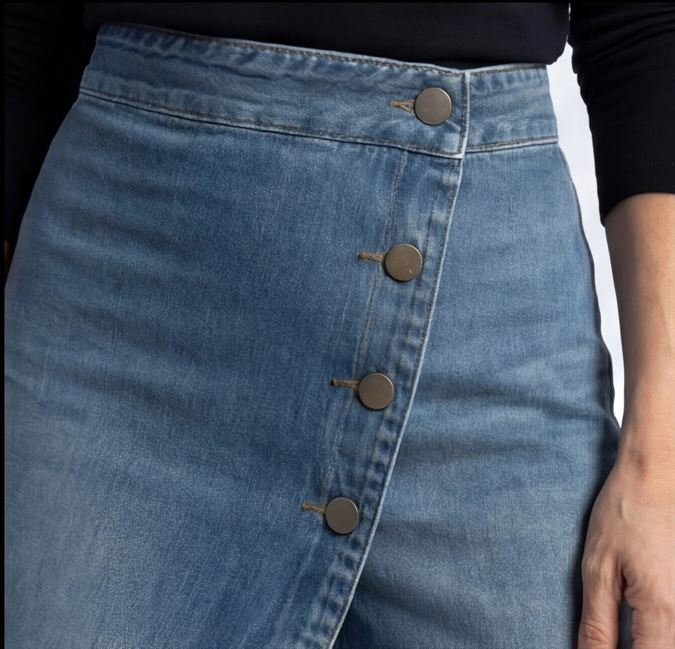 CRISTINA | PANTALONI DENIM PETRECUȚI
