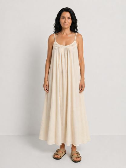 VICTORIA | ROCHIE MAXI LEJERĂ CU BRETELE SUBȚIRI