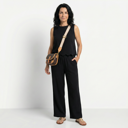 ELENA | SET LEJERĂ ELEGANTĂ CU DETALIU FUNDĂ